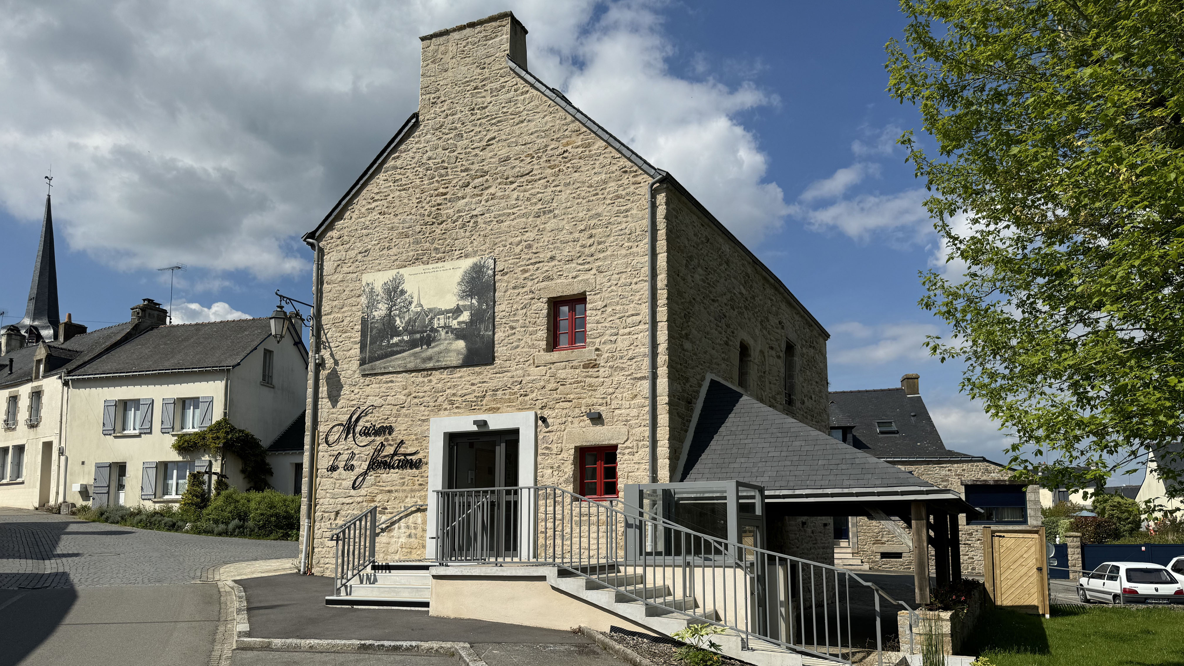 Maison des associations - NOYAL-MUZILLAC (56) Maison des associations - NOYAL-MUZILLAC (56)