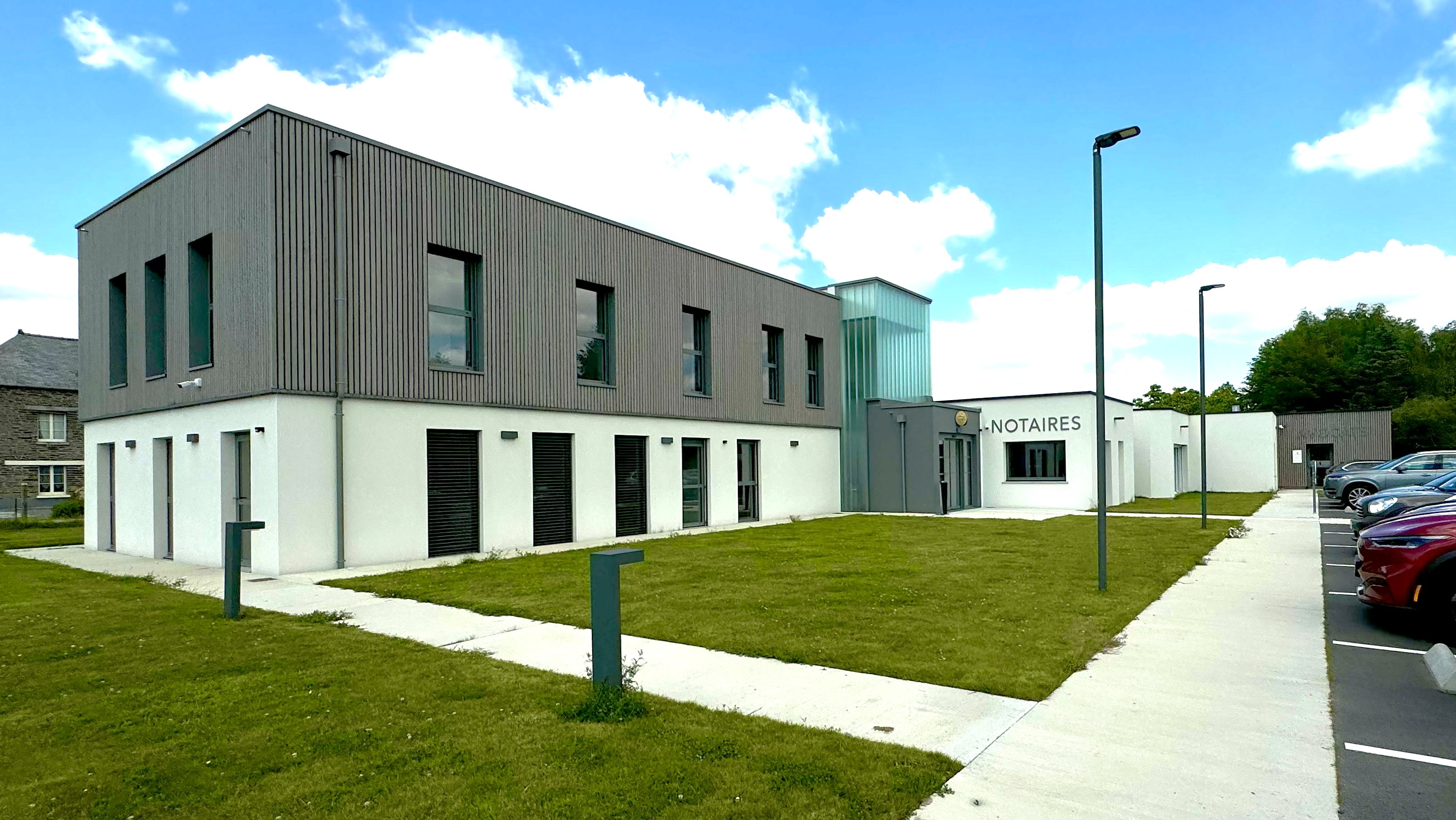 Extension et rénovation d’un office notarial – BROCELIANDE (35)