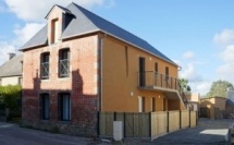 3 logements BBC en rénovation + 1 neuf &amp; intervention urbaine - GUIPEL (35)